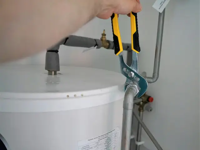 Instalasi Water Heater Gas